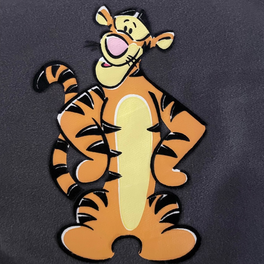 Men’s Large Disney Tigger Sweatshirt - Black